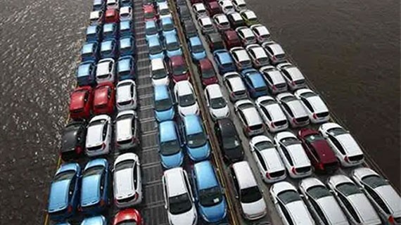 汽车街即将香港上市，为全国最大二手车交易平台，净利润持续下滑