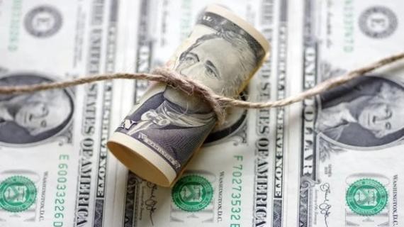 美国大选选谁？选黄金