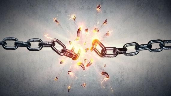 两大芯片巨头突发重大利空！首个国产开源车规级芯片发布，RISC-V出货量有望高增长，概念股名单出炉